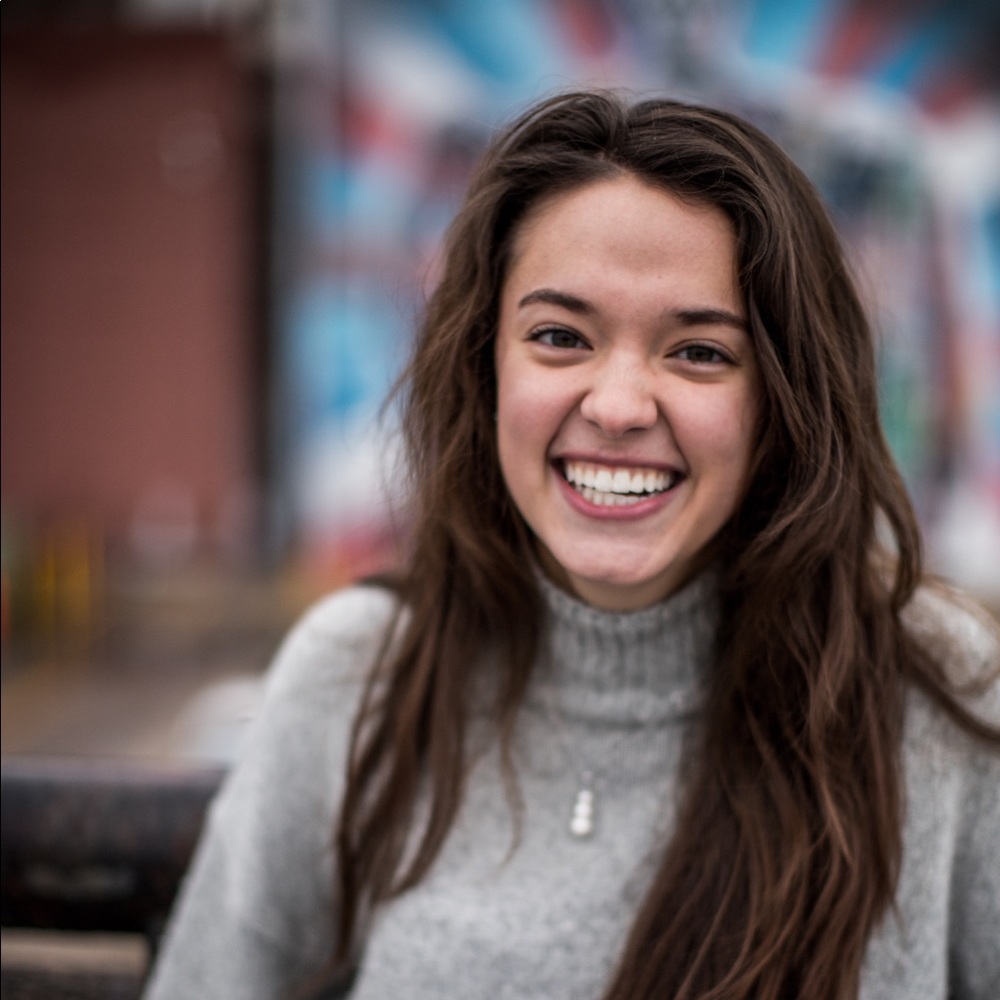 Meet your Posher, Talia